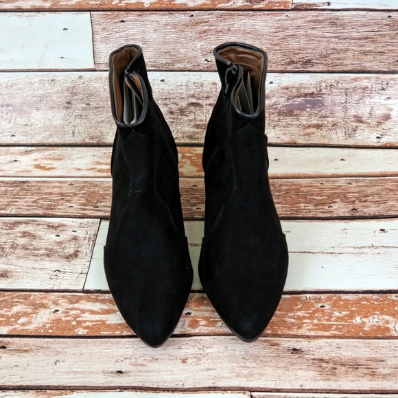 Black faux suede western ankle booties - Picture 2 of 4